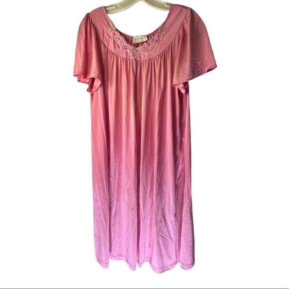 Vintage Shadowline Night Gown - Picture 1 of 5